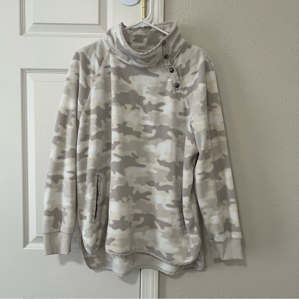 GreenTea Asymmetrical Fleece Camouflage Quarter Snap Sweatshirt - XXL